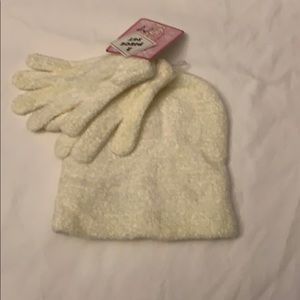 Hat and glove set